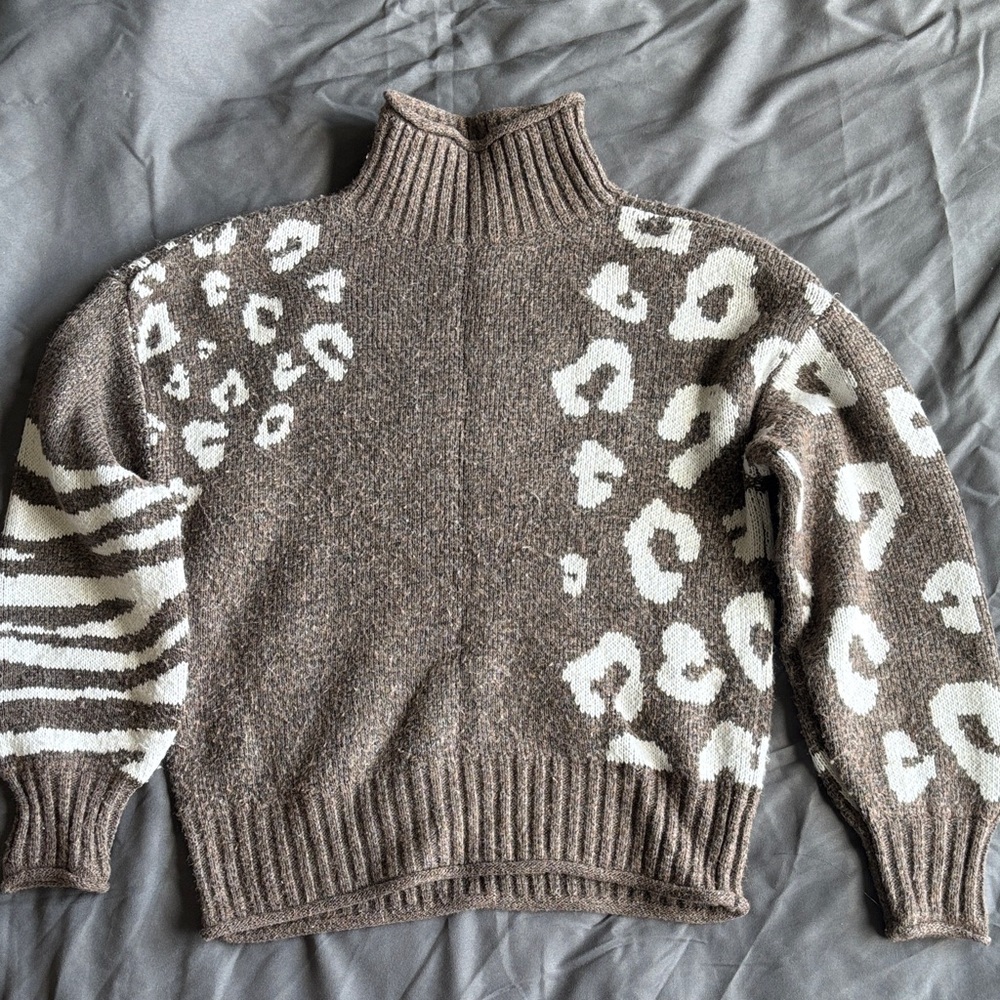 Brown Leopard Print Women's Sweater